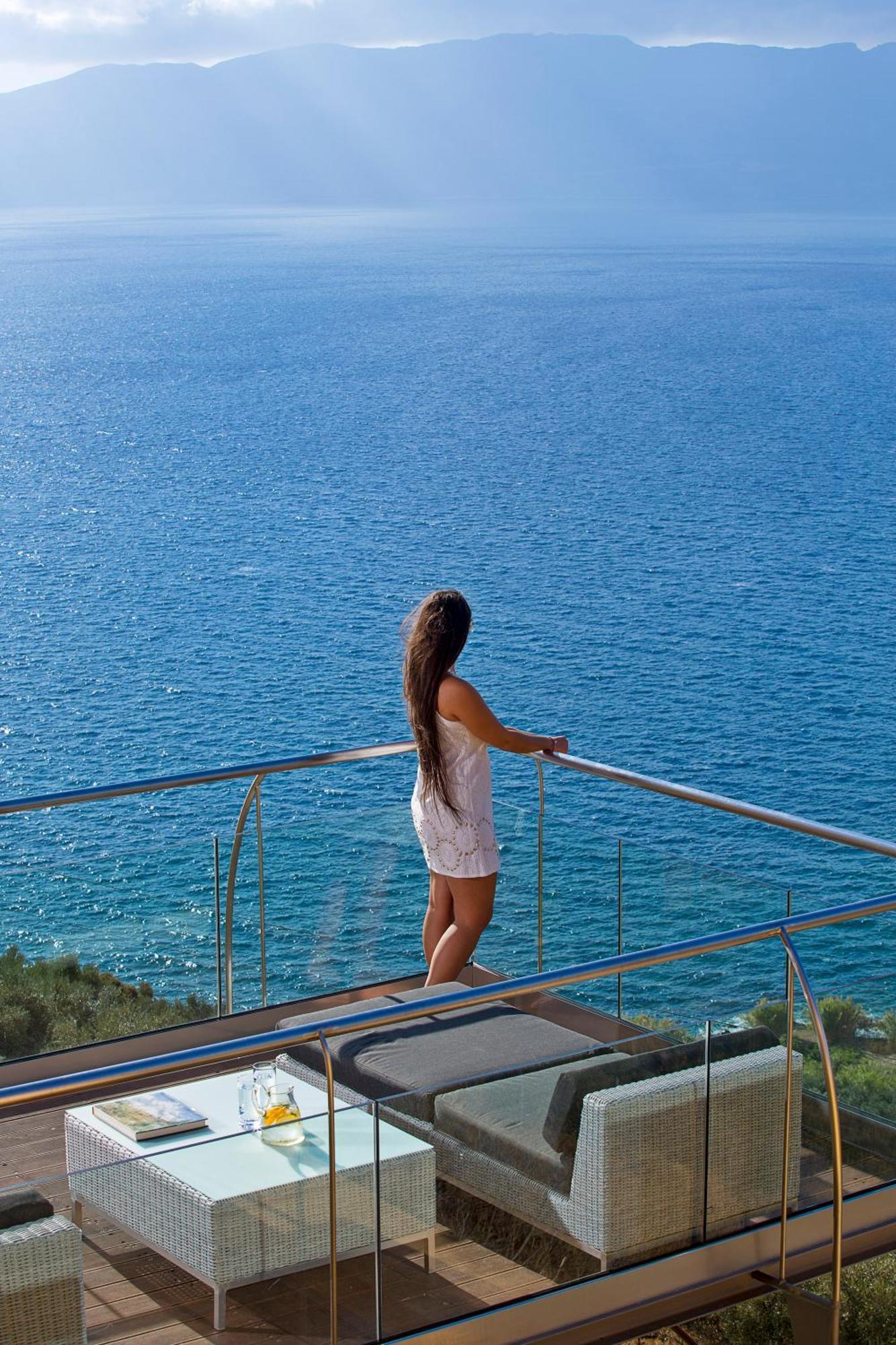 Beachfront Ravdoucha Epavlis Eleni Villa - Pool, Hot Tub, Gym, Sauna, Private Parking, Wifi La Canea Esterno foto