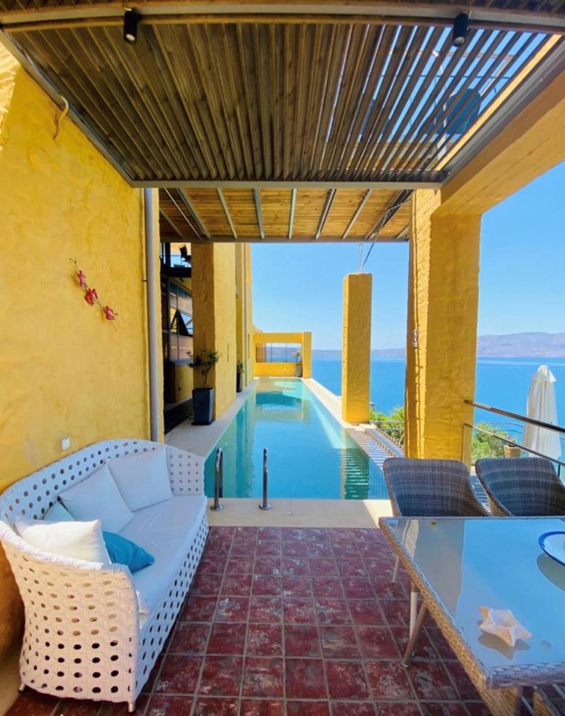 Beachfront Ravdoucha Epavlis Eleni Villa - Pool, Hot Tub, Gym, Sauna, Private Parking, Wifi La Canea Esterno foto