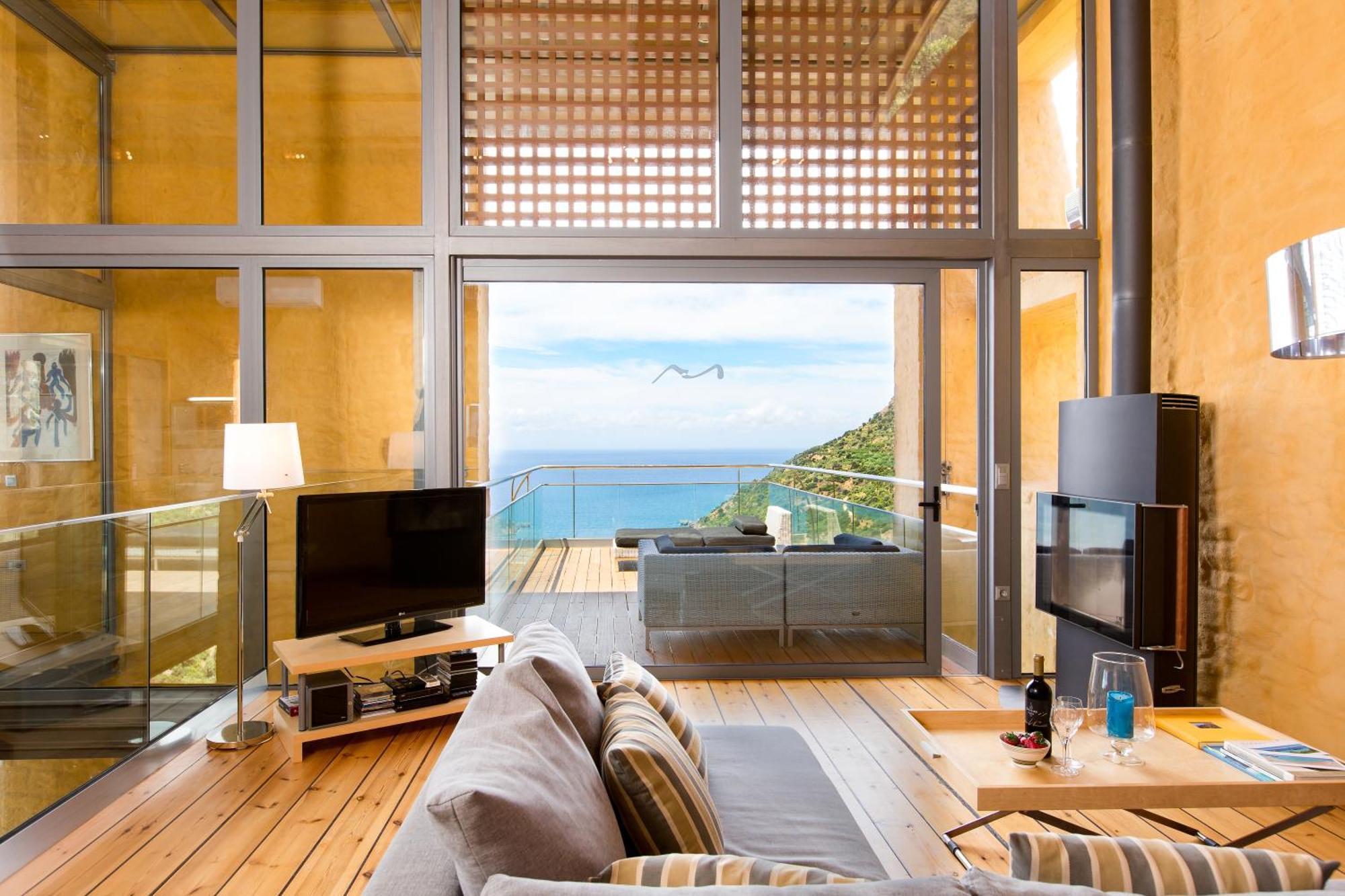 Beachfront Ravdoucha Epavlis Eleni Villa - Pool, Hot Tub, Gym, Sauna, Private Parking, Wifi La Canea Esterno foto
