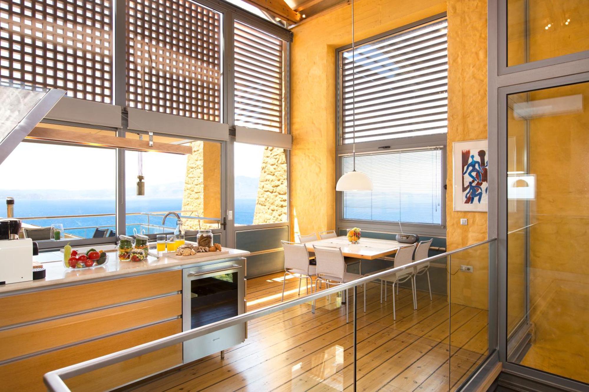 Beachfront Ravdoucha Epavlis Eleni Villa - Pool, Hot Tub, Gym, Sauna, Private Parking, Wifi La Canea Esterno foto